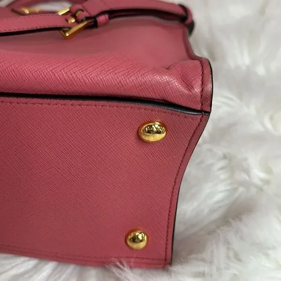 💯Authentic Prada Soft Triple Pocket Convertible Tote Safiano🍀 - Picture 6 of 17